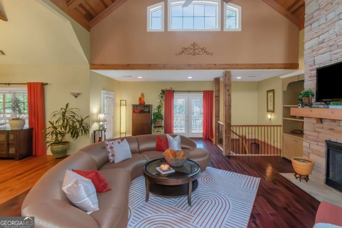 6 bedroom, 5.5 bathroom, 6,538 sq ft single family residence for sale at 601 Sawgrass Walk, Mcdonough, GA 30253 — photo 6