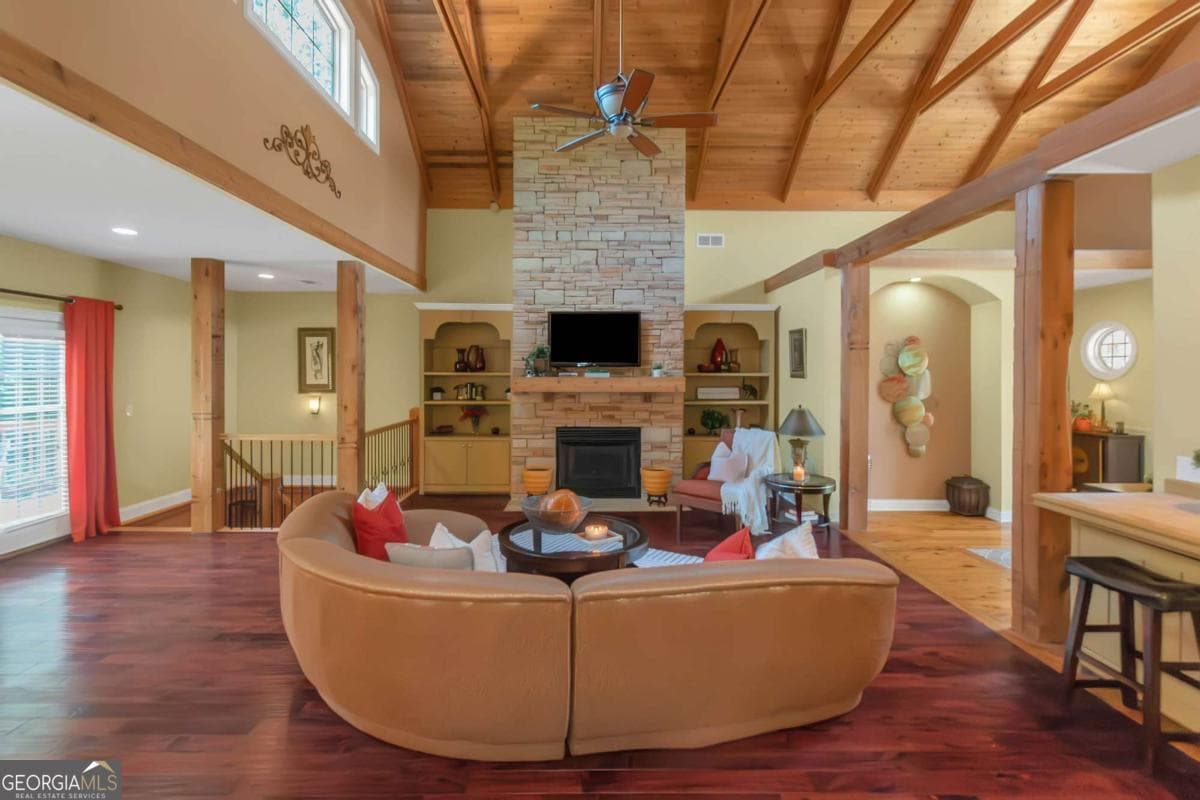 6 bedroom, 5.5 bathroom, 6,538 sq ft single family residence for sale at 601 Sawgrass Walk, Mcdonough, GA 30253 — photo 7