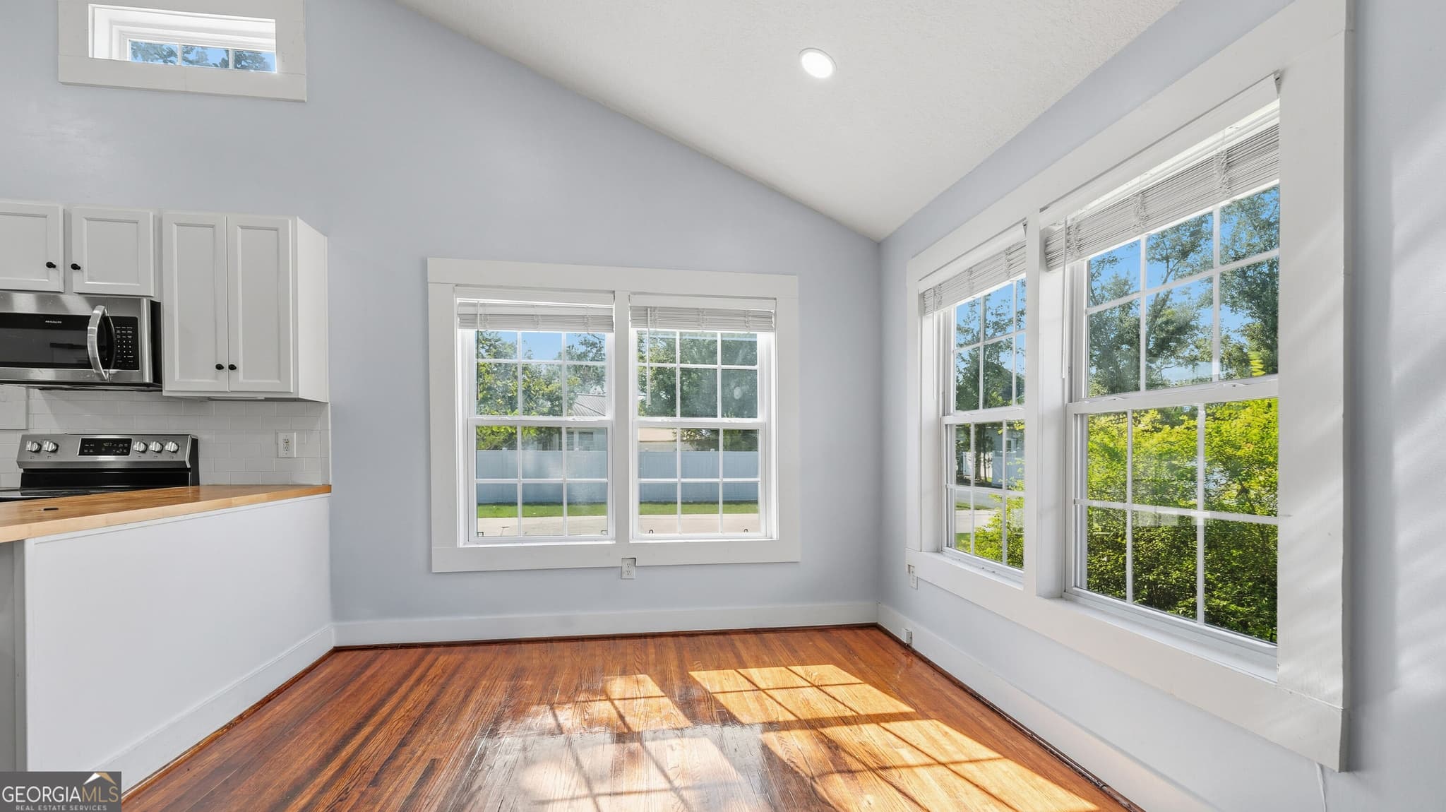 3 bedroom, 2 bathroom, 1,064 sq ft single family residence for sale at 19 McDonald Street, Hazlehurst, GA 31539 — photo 8
