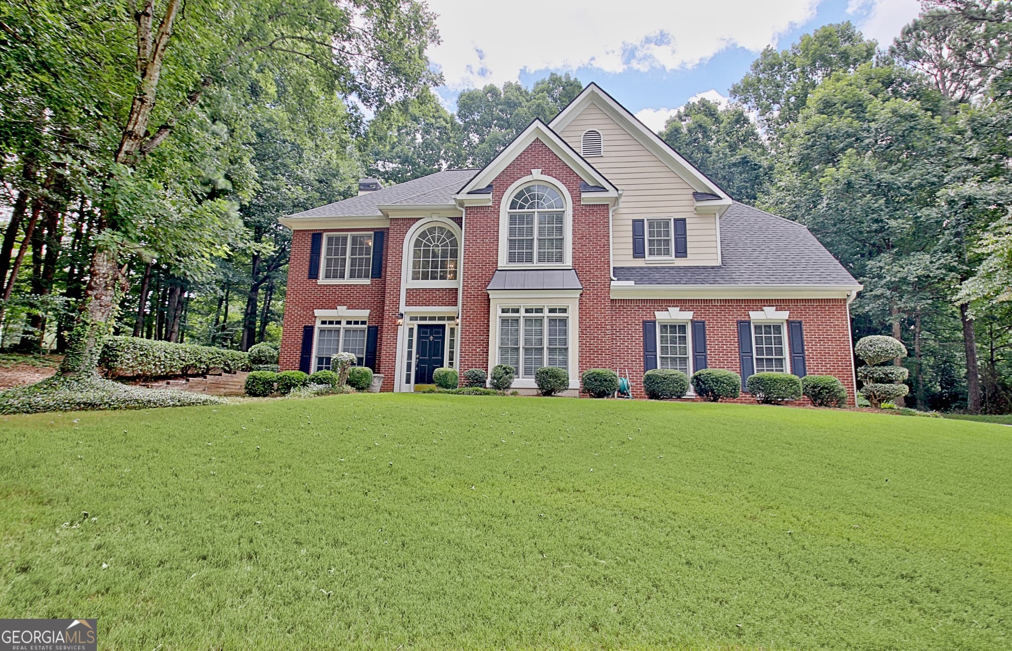4 bedroom, 2.5 bathroom, 3,236 sq ft single family residence for sale at 314 Grovewood Lane, Peachtree City, GA 30269 — photo 1 of 104