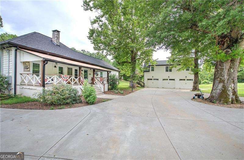 3 bedroom, 2 bathroom, 2,310 sq ft single family residence for sale at 182 Henry Mack Hill Road, Rydal, GA 30171 — photo 2