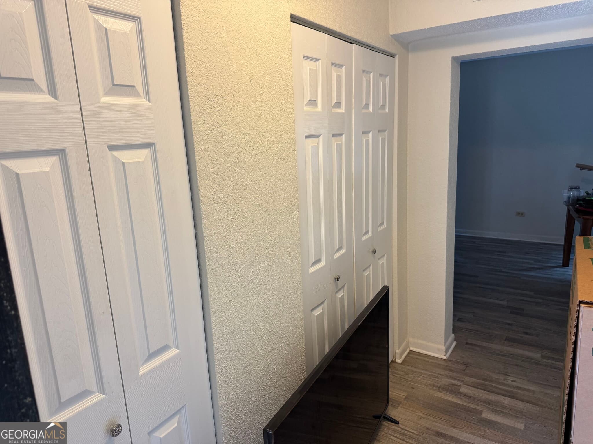 2 bedroom, 1 bathroom, 1,022 sq ft condominium for sale at 250 Little Street B110, Athens, GA 30605 — photo 3