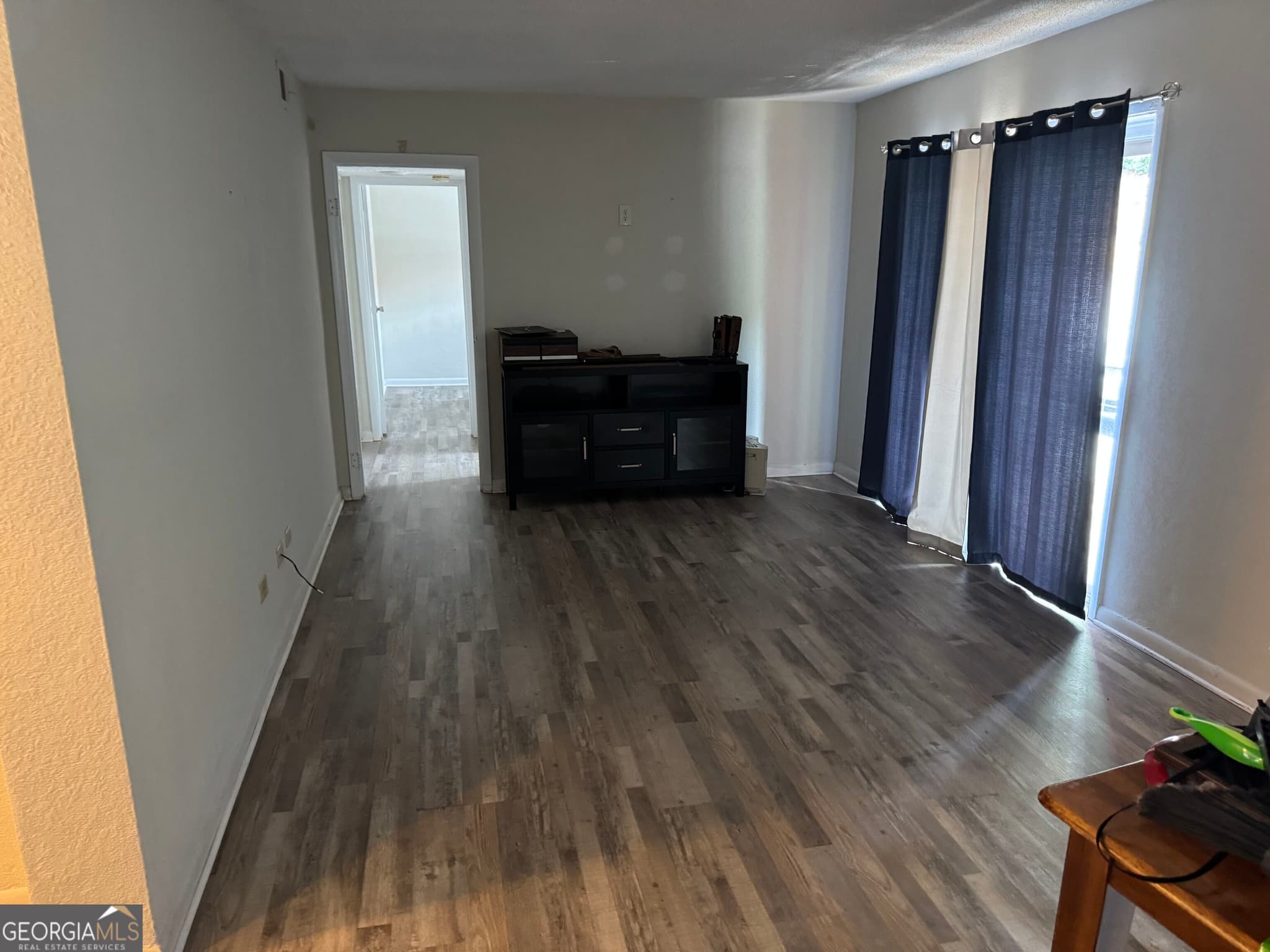 2 bedroom, 1 bathroom, 1,022 sq ft condominium for sale at 250 Little Street B110, Athens, GA 30605 — photo 4