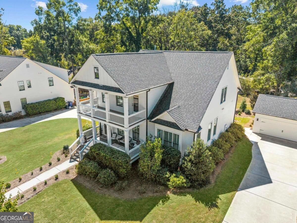 4 bedroom, 2.5 bathroom, 2,829 sq ft single family residence for sale at 641 Foster Park Lane, Madison, GA 30650 — photo 3