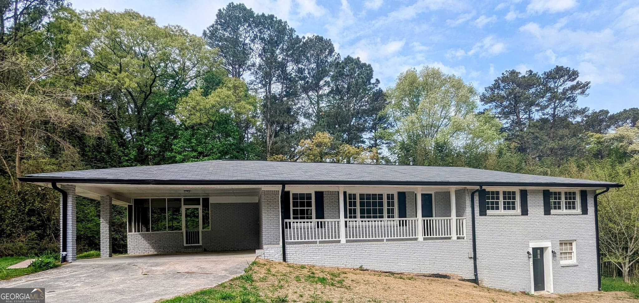 3 bedroom, 2 bathroom, 2,880 sq ft single family residence for rent at 2035 Killian Hill Road, Snellville, GA 30039 for $2,200 a month — photo 1 of 7