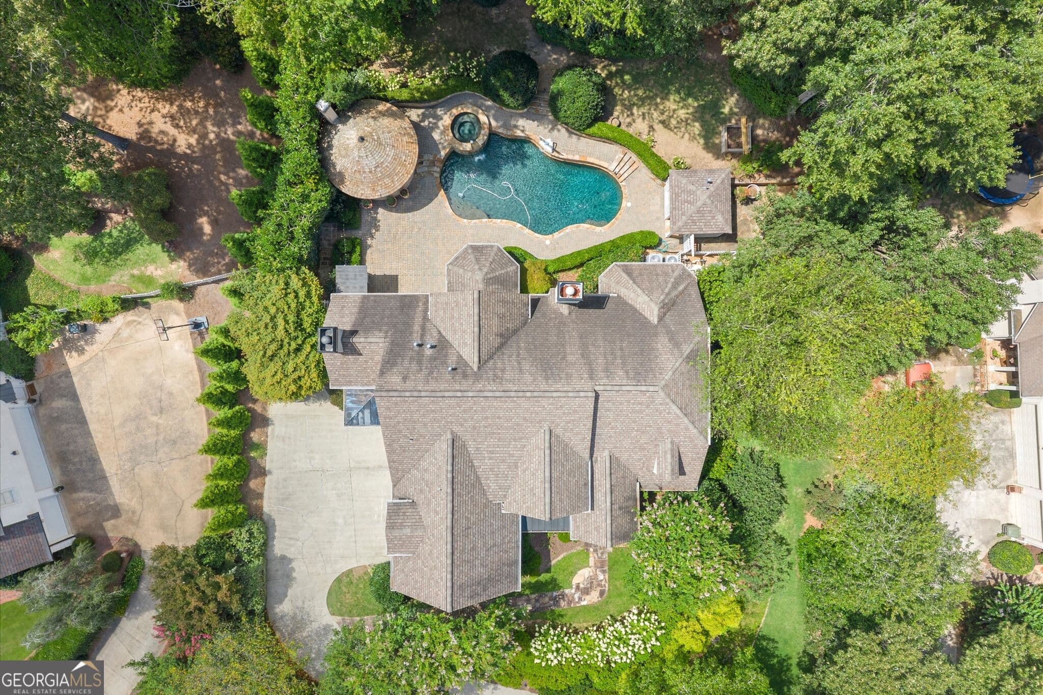 5 bedroom, 4.5 bathroom, 6,292 sq ft single family residence for sale at 3717 Langley Oaks Place, Marietta, GA 30067 — photo 5