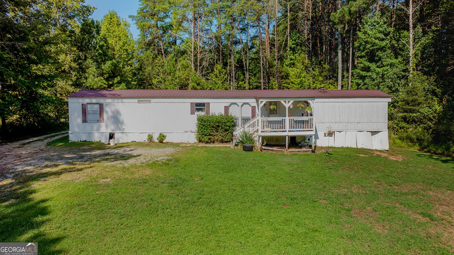 5 bedroom, 3 bathroom, 1,184 sq ft manufactured home,single family residence for sale at 72 48 Burns Drive, Lafayette, GA 30728 — photo 6