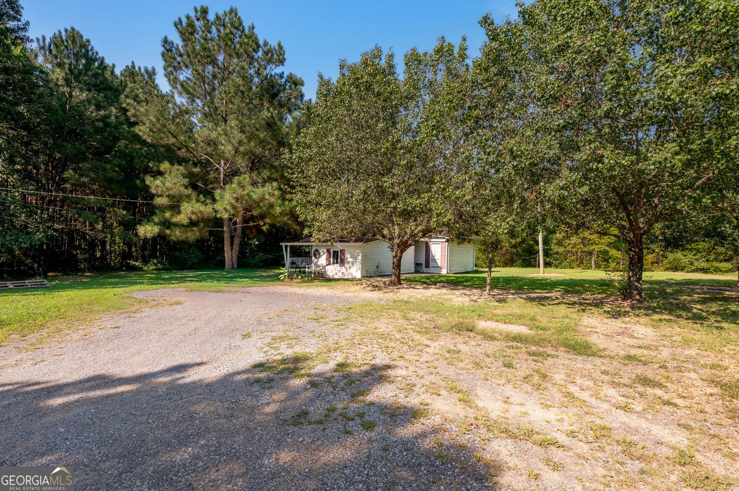 5 bedroom, 3 bathroom, 1,184 sq ft manufactured home,single family residence for sale at 72 48 Burns Drive, Lafayette, GA 30728 — photo 5