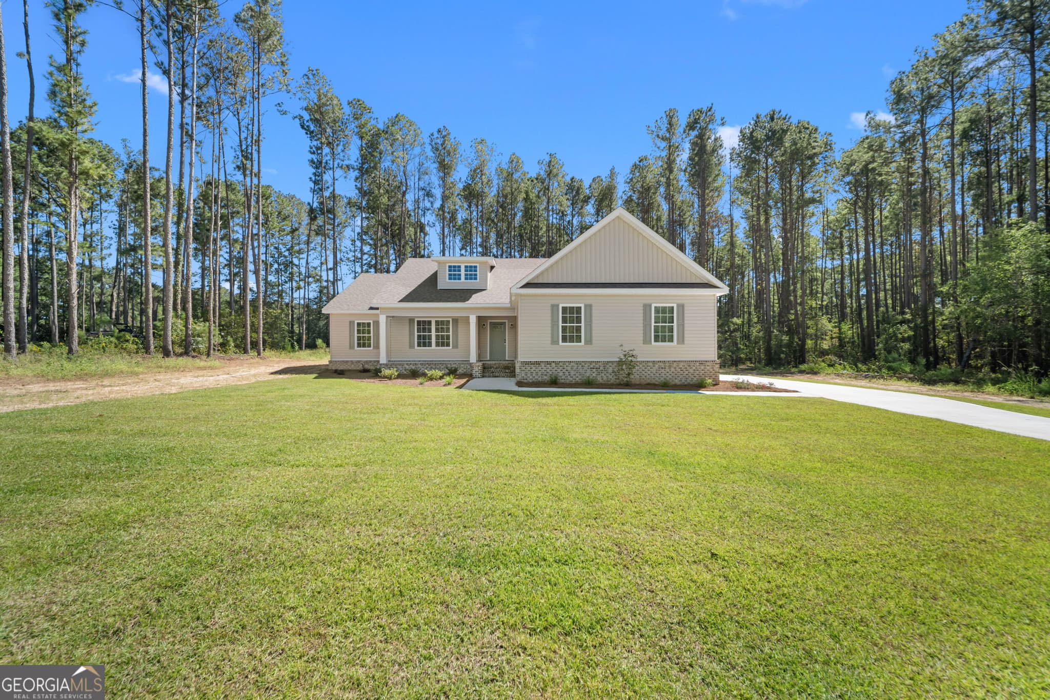 3 bedroom, 3 bathroom, 1,835 sq ft single family residence for sale at 2030 Middleground Road, Statesboro, GA 30461