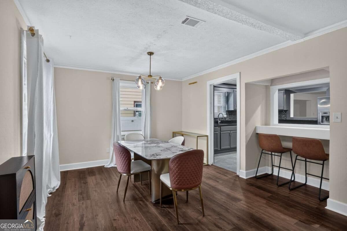 3 bedroom, 2.5 bathroom, 2,184 sq ft single family residence for sale at 2147 Louisiana Avenue, Savannah, GA 31404 — photo 9