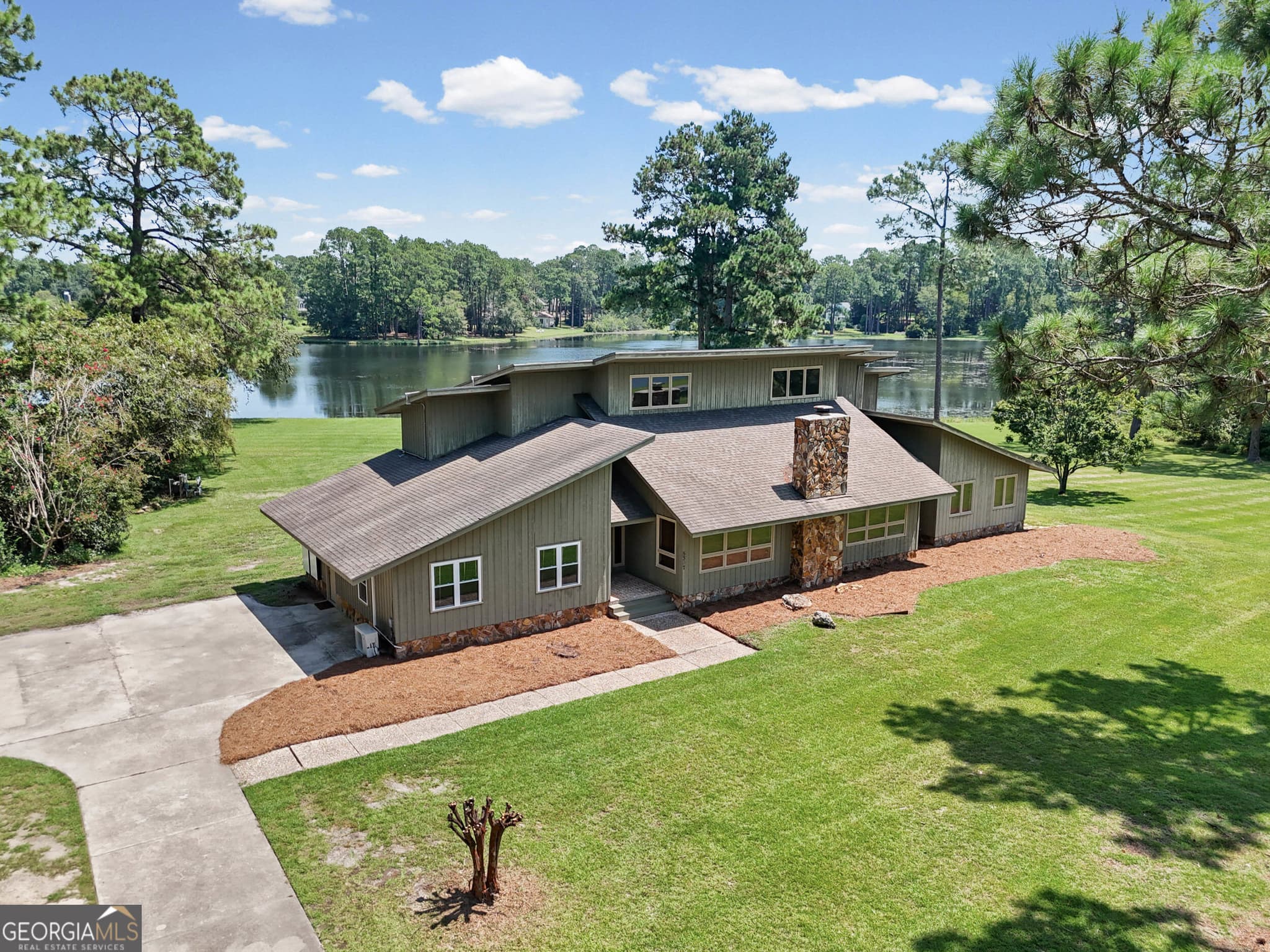 4 bedroom, 3.5 bathroom, 4,628 sq ft single family residence under contract at 5307 Forest Lake Drive, Tifton, GA 31794