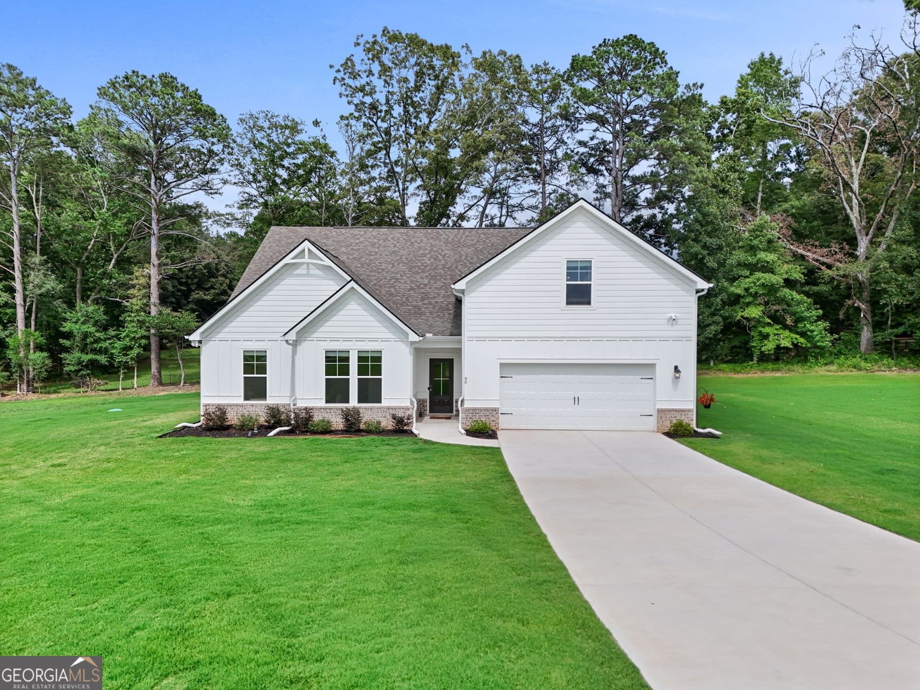 4 bedroom, 3.5 bathroom, 3,237 sq ft single family residence for sale at 96 Whites Pond Road, Moreland, GA 30259 — photo 2