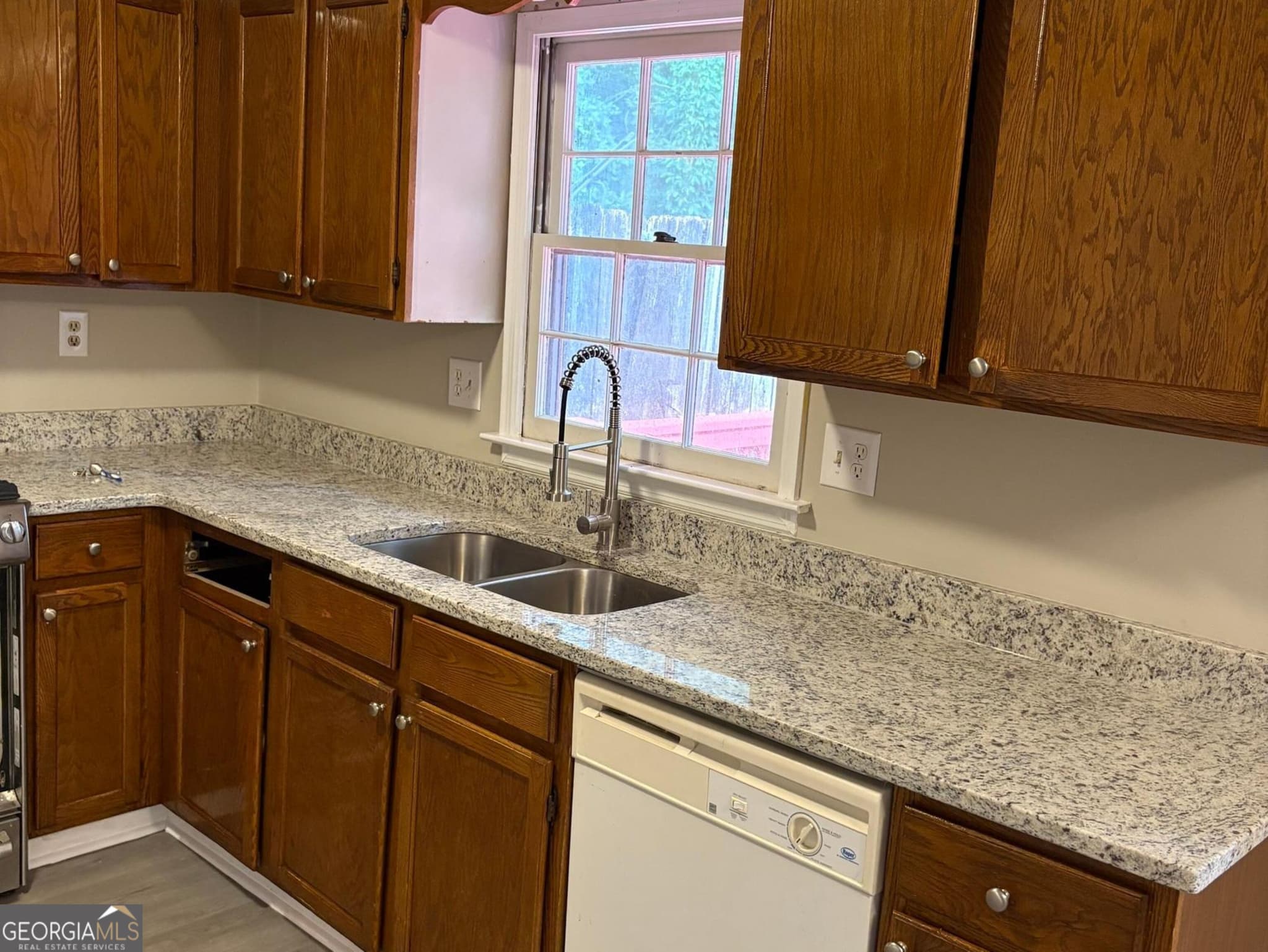 4 bedroom, 3.5 bathroom, 2,090 sq ft townhouse for rent at 2797 Northwood Court, Marietta, GA 30060 for $2,300 a month — photo 4