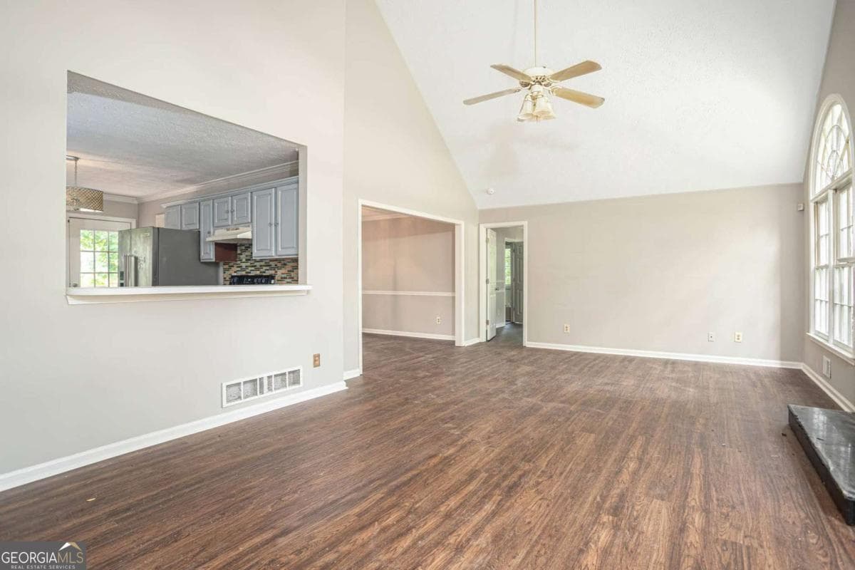 4 bedroom, 2 bathroom single family residence for sale at 1404 Glenfield Drive, Lawrenceville, GA 30043 — photo 7