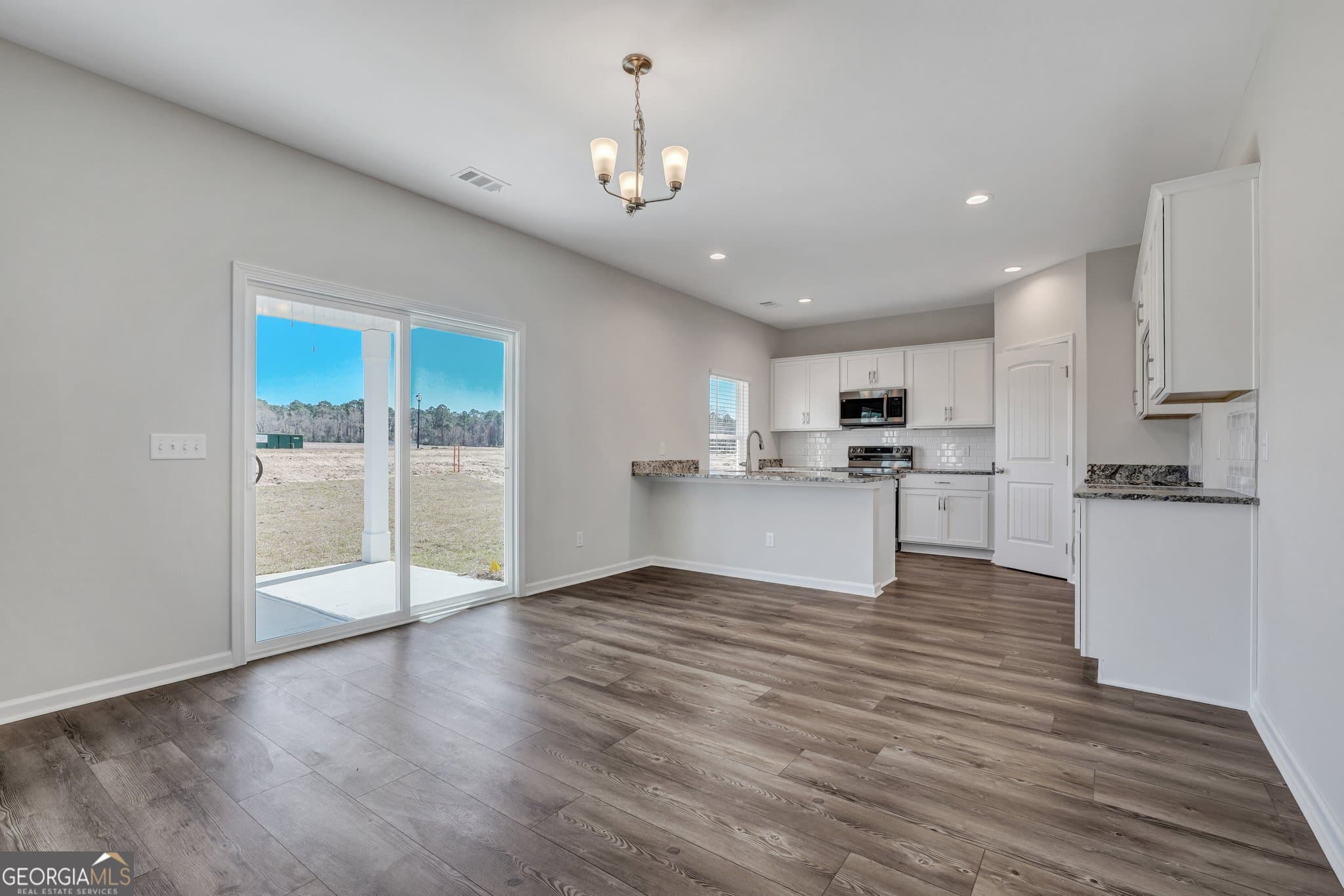 4 bedroom, 3 bathroom, 2,345 sq ft single family residence for sale at 121 Lakeview Pines Way, Statesboro, GA 30461 — photo 10
