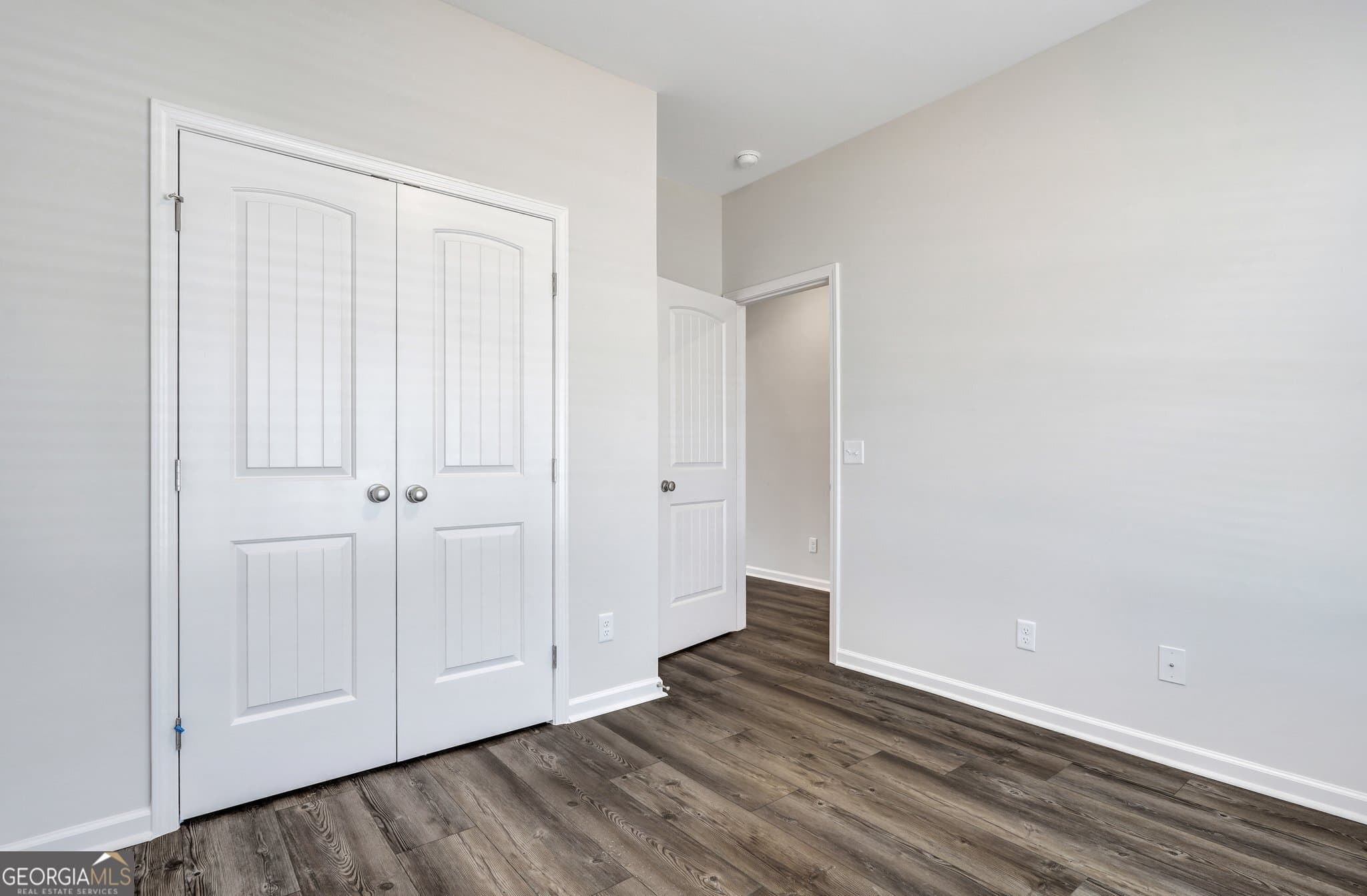 4 bedroom, 3 bathroom, 2,345 sq ft single family residence for sale at 121 Lakeview Pines Way, Statesboro, GA 30461 — photo 4