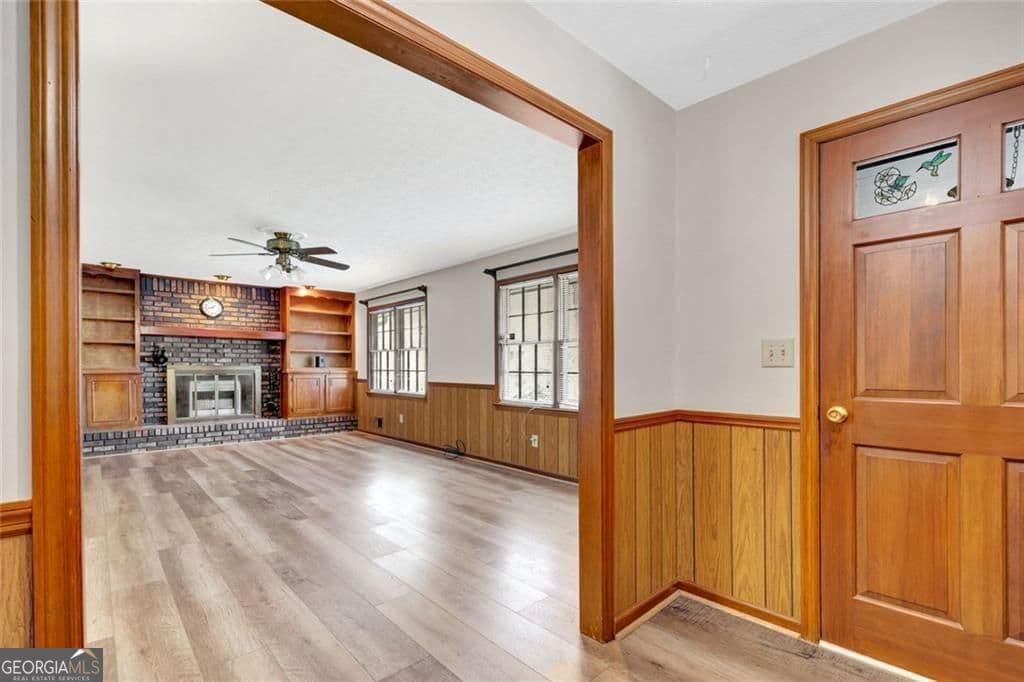 3 bedroom, 2 bathroom, 1,433 sq ft single family residence for sale at 395 SW Cedar Lane, Conyers, GA 30094 — photo 5
