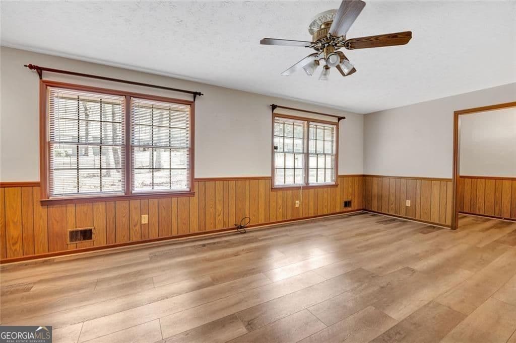 3 bedroom, 2 bathroom, 1,433 sq ft single family residence for sale at 395 SW Cedar Lane, Conyers, GA 30094 — photo 9
