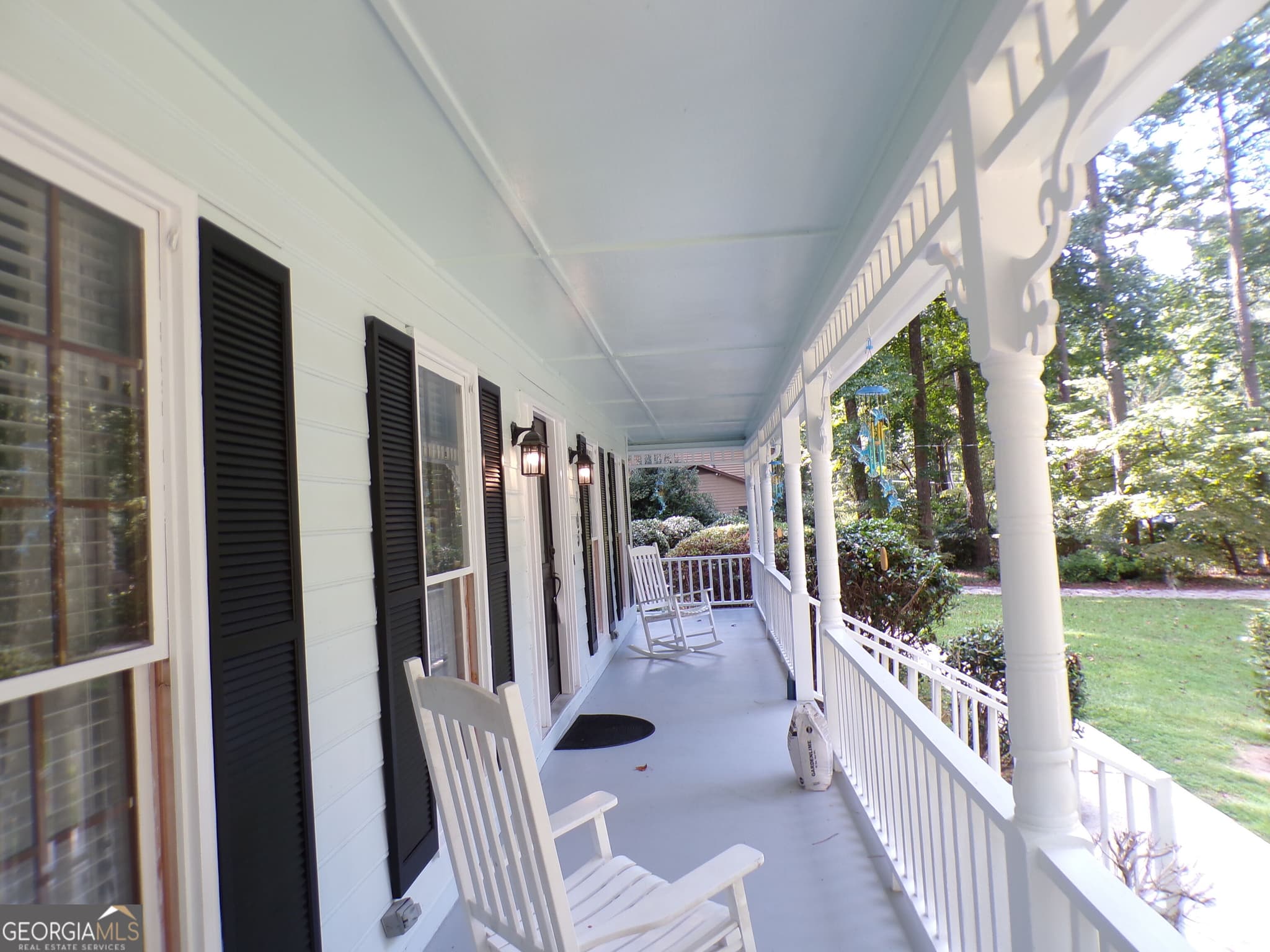4 bedroom, 2.5 bathroom, 2,768 sq ft single family residence for sale at 185 Ashland Way, Fayetteville, GA 30214 — photo 3
