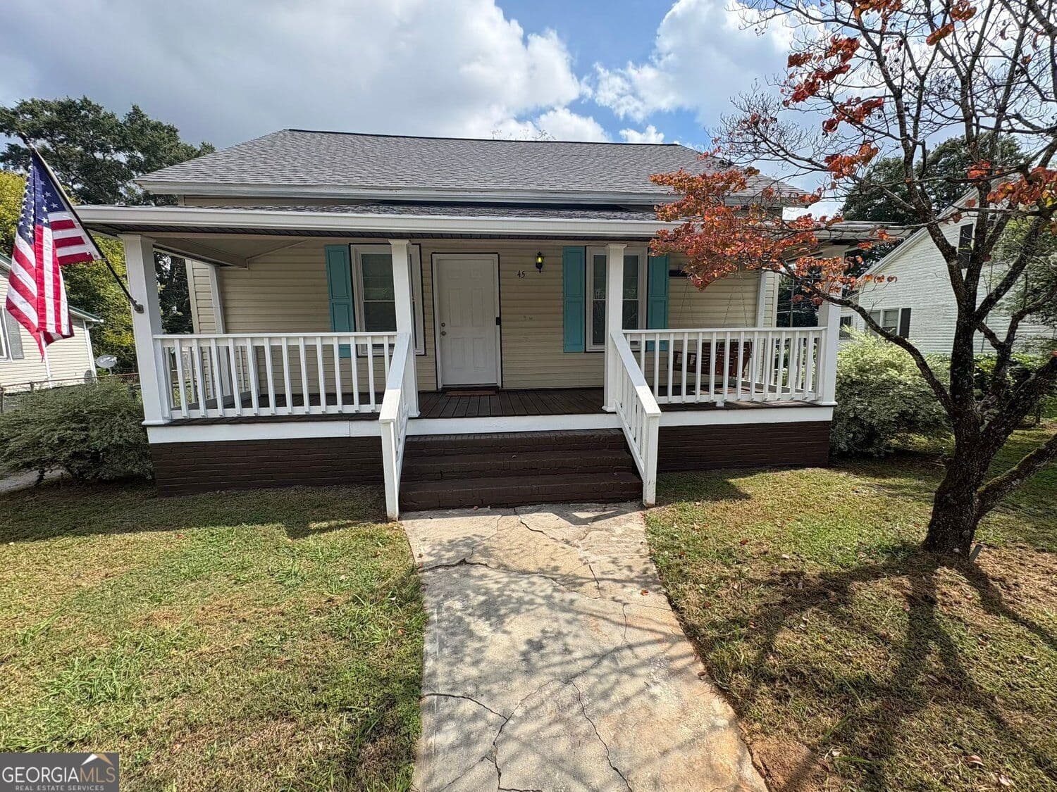 3 bedroom, 1.5 bathroom, 1,157 sq ft single family residence for sale at 45 Elm Street, Aragon, GA 30104 — photo 1 of 14
