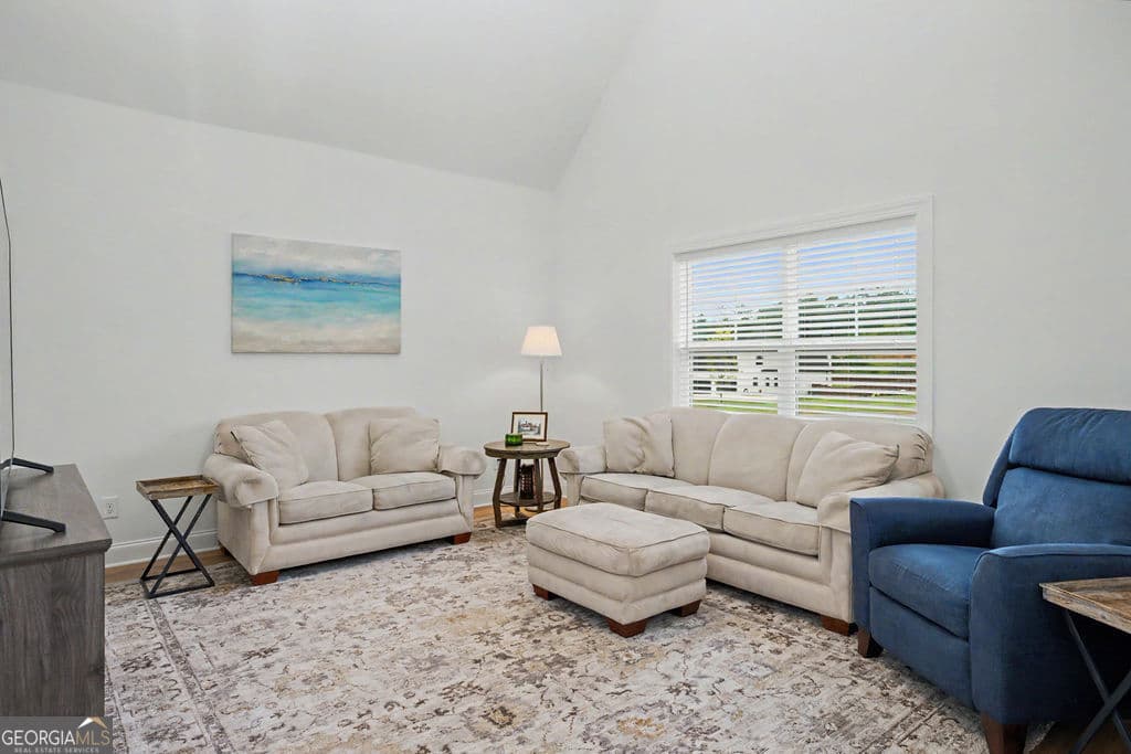 5 bedroom, 4.5 bathroom, 4,260 sq ft single family residence for sale at 400 Atlantica Drive, Newnan, GA 30263 — photo 6