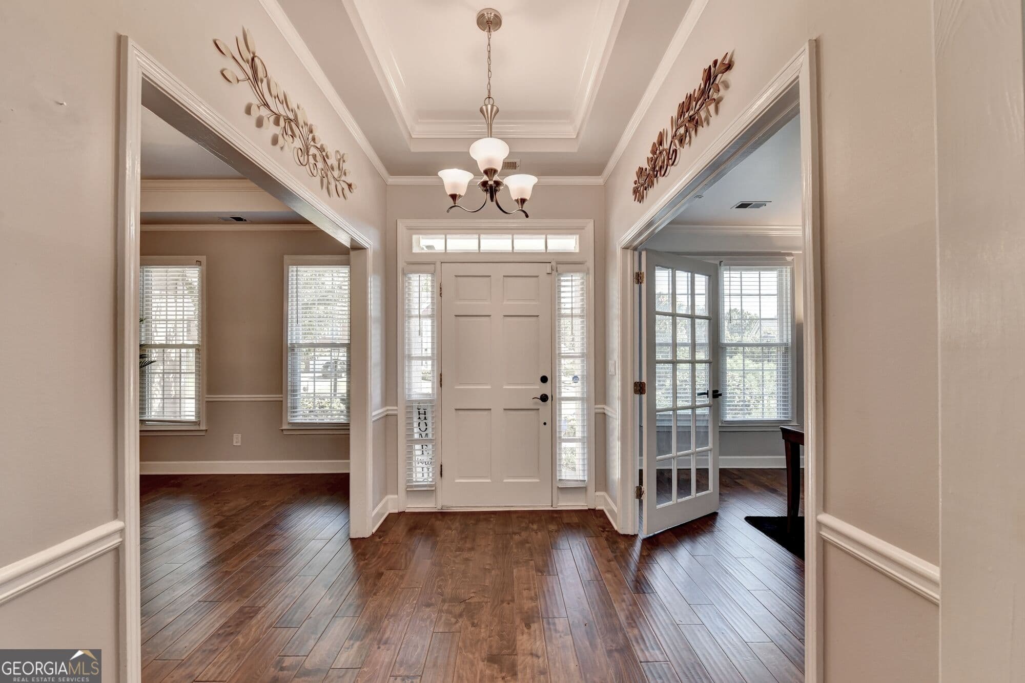 3 bedroom, 2 bathroom, 2,408 sq ft single family residence for sale at 2949 Gavin Place, Duluth, GA 30096 — photo 6