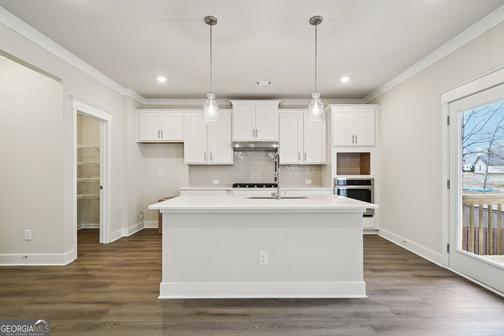 5 bedroom, 4 bathroom, 2,535 sq ft single family residence for sale at 658 Winding Rose Drive, Hoschton, GA 30548 — photo 7