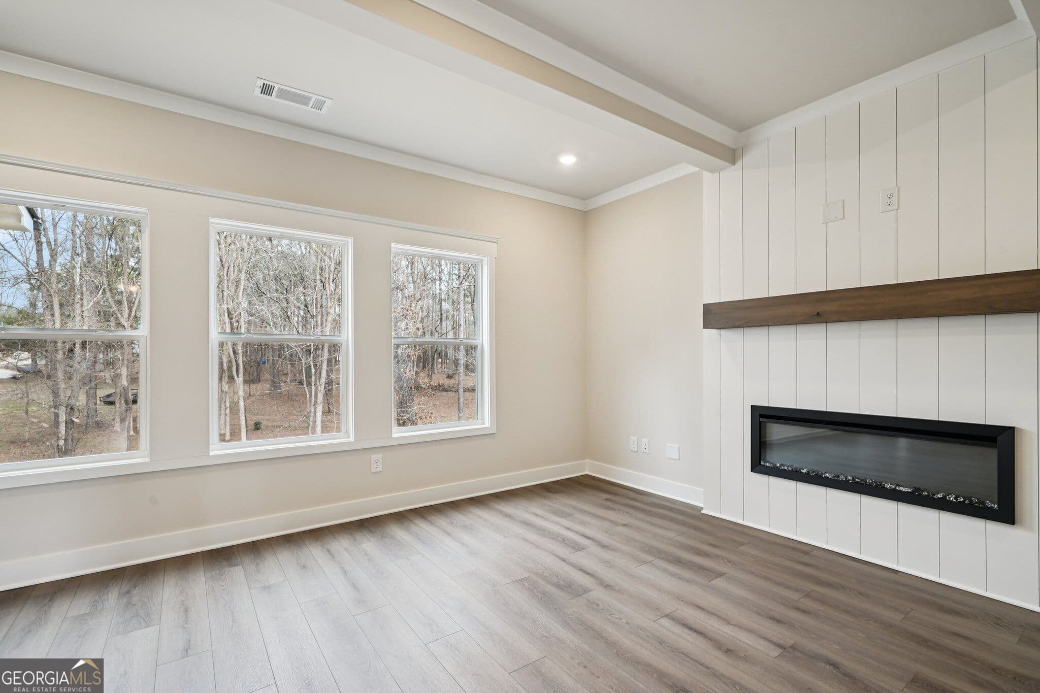5 bedroom, 4 bathroom, 2,535 sq ft single family residence for sale at 658 Winding Rose Drive, Hoschton, GA 30548 — photo 5