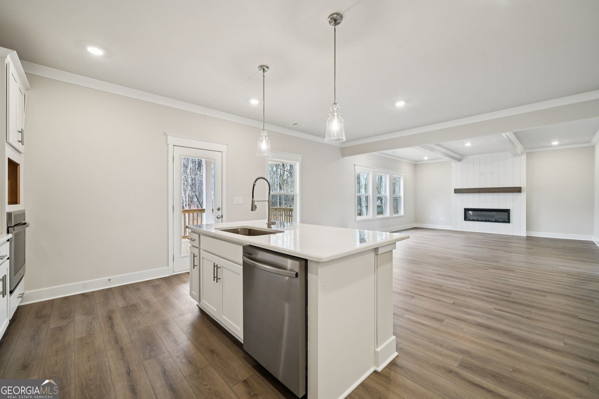 5 bedroom, 4 bathroom, 2,535 sq ft single family residence for sale at 658 Winding Rose Drive, Hoschton, GA 30548 — photo 10