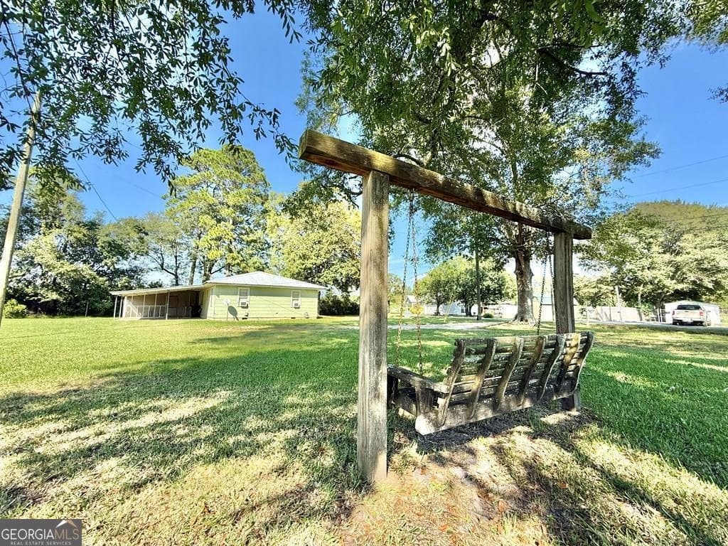 1,856 sq ft residential sold at 22 James Mcleod Road, Hazlehurst, GA 31539
