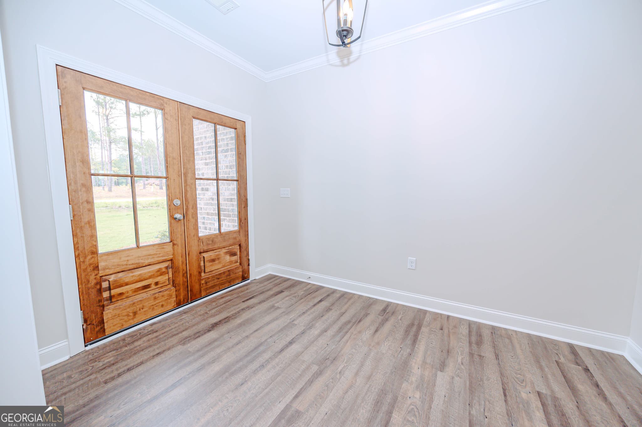 4 bedroom, 2 bathroom, 2,200 sq ft single family residence for sale at 905 Sweet Magnolia Circle, Dublin, GA 31021 — photo 7