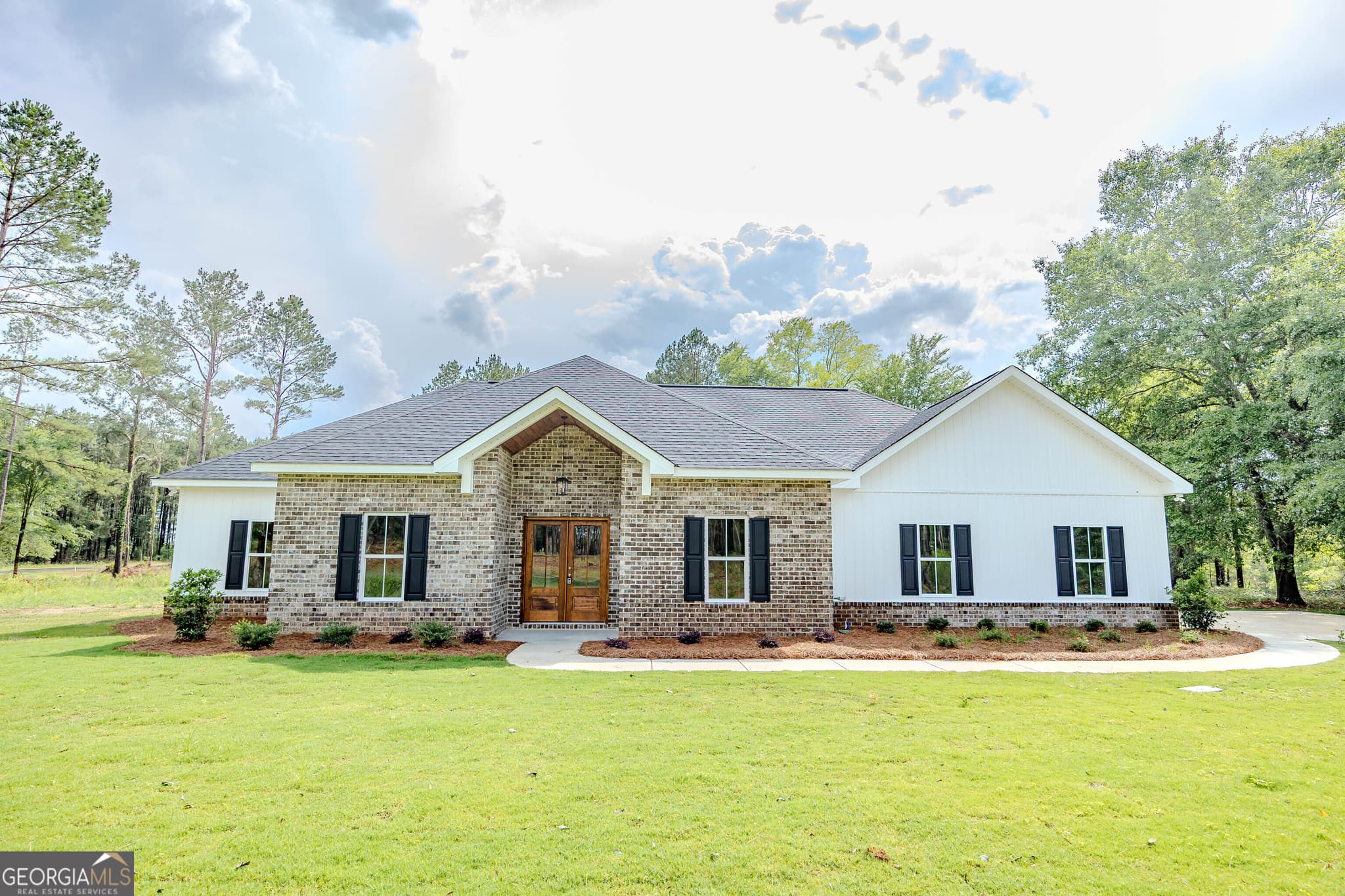 4 bedroom, 2 bathroom, 2,200 sq ft single family residence for sale at 905 Sweet Magnolia Circle, Dublin, GA 31021