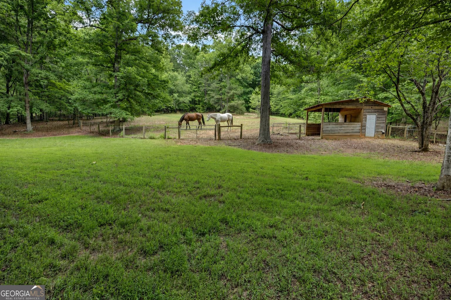 4 bedroom, 3 bathroom, 2,722 sq ft single family residence for sale at 560 Hawks Trail, Newborn, GA 30056 — photo 6