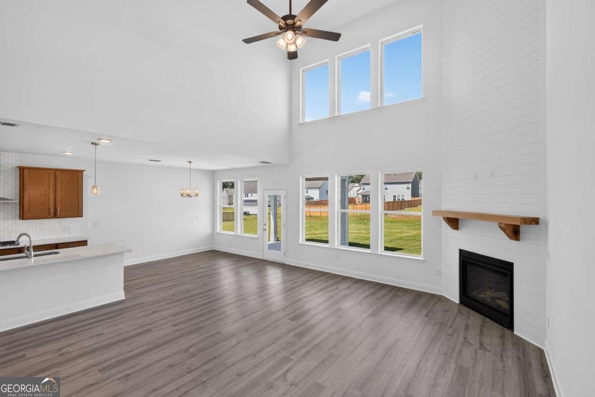 4 bedroom, 3.5 bathroom single family residence for sale at 181 Willow Bend Road, Hiram, GA 30141 — photo 6