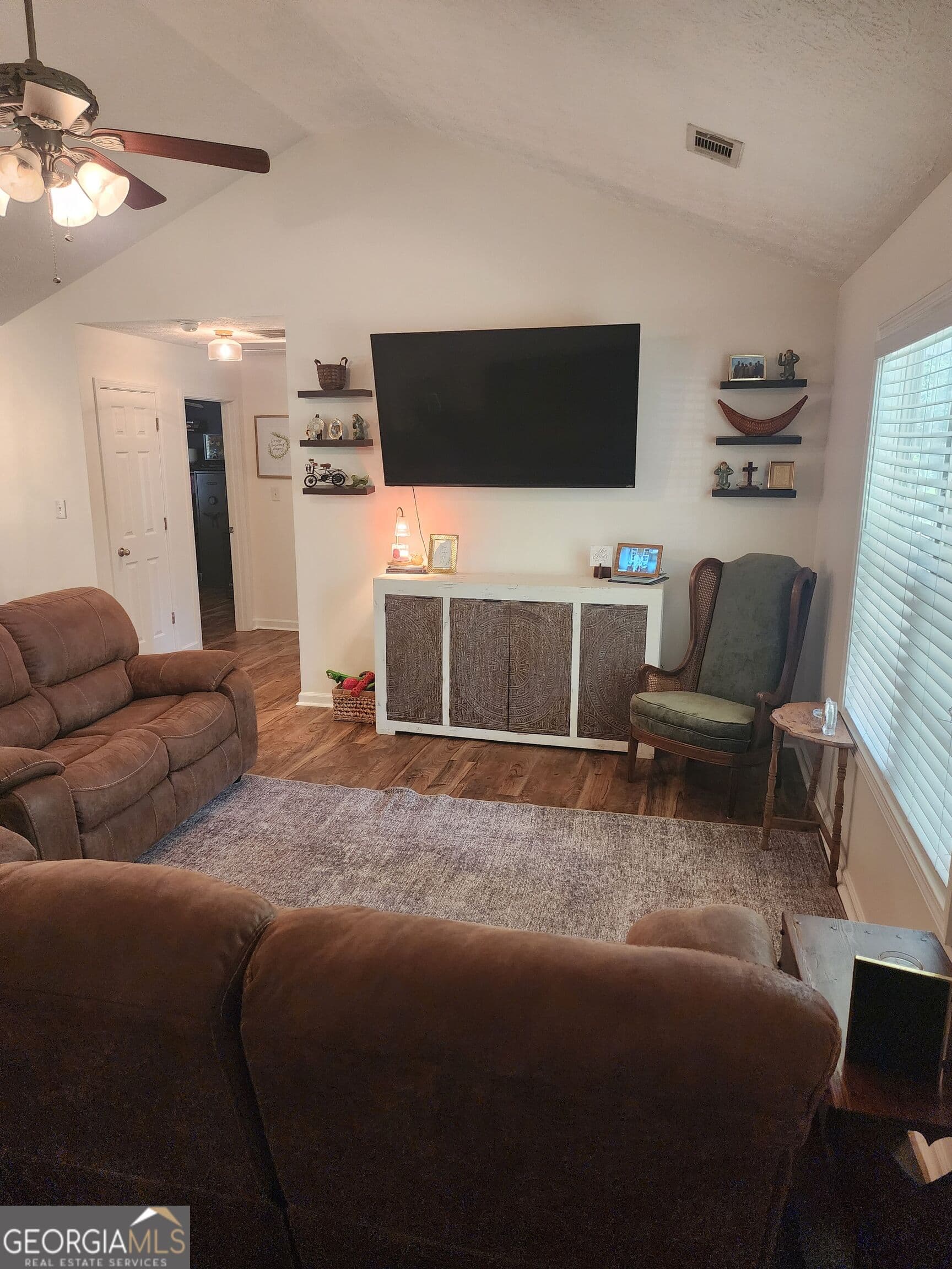 3 bedroom, 2 bathroom, 1,248 sq ft single family residence for sale at 166 Fellowship Drive, Barnesville, GA 30204 — photo 7