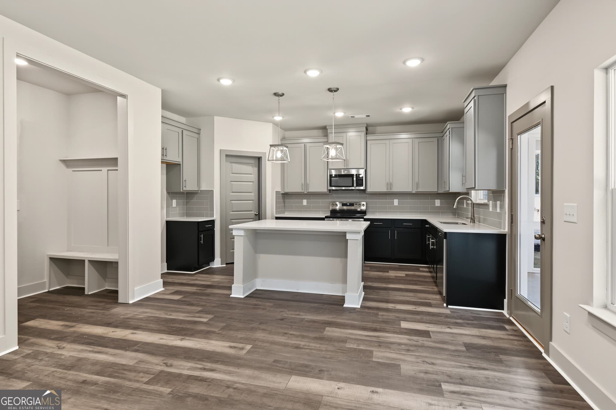 5 bedroom, 4 bathroom, 2,522 sq ft single family residence for sale at 3105 Kentmere Way, Lawrenceville, GA 30044 — photo 6