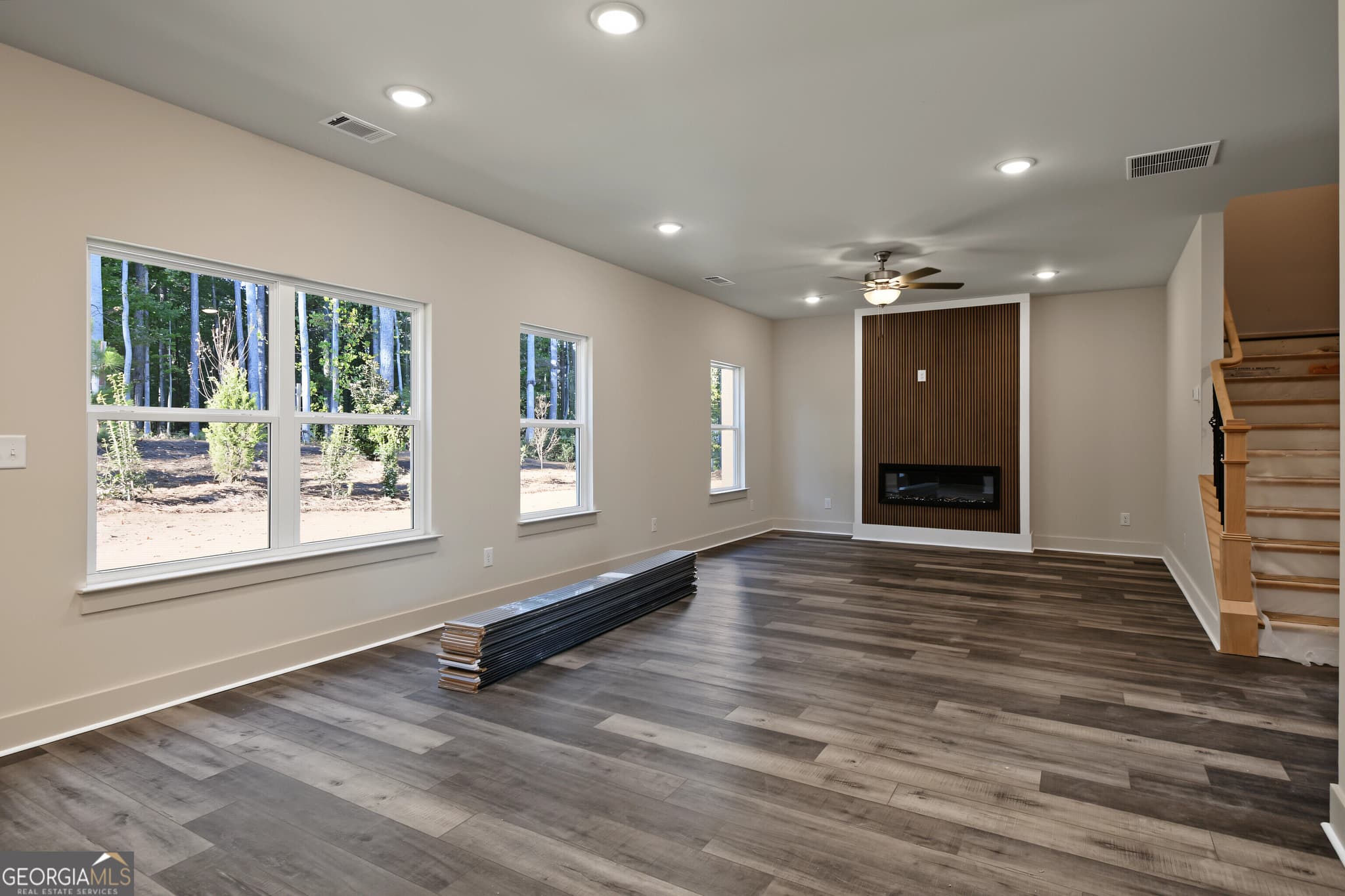 5 bedroom, 4 bathroom, 2,522 sq ft single family residence for sale at 3105 Kentmere Way, Lawrenceville, GA 30044 — photo 9