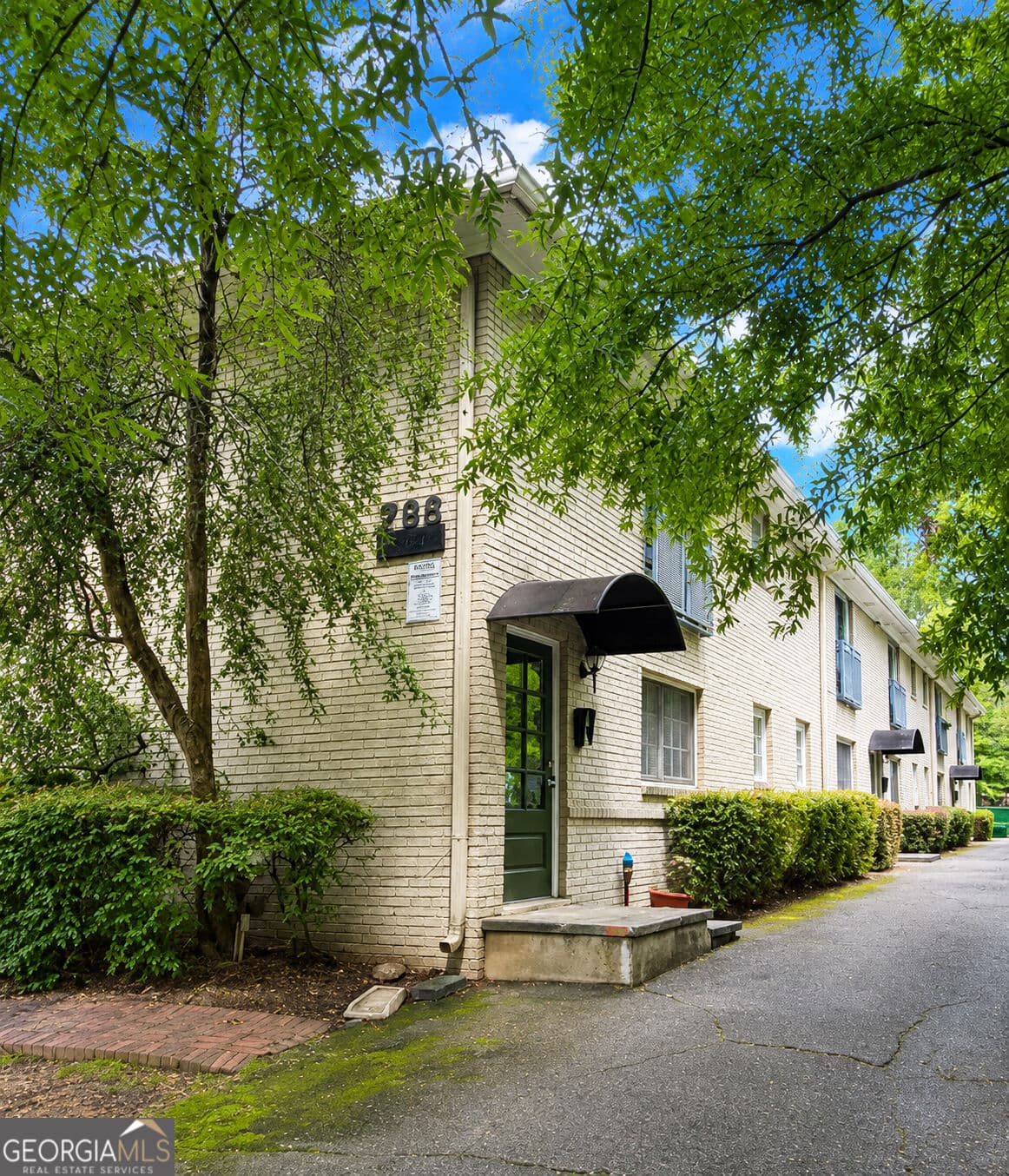 1 bedroom, 1 bathroom, 635 sq ft condominium for rent at 798 Saint Charles Avenue 6, Atlanta, GA 30306 for $1,700 a month — photo 1 of 1