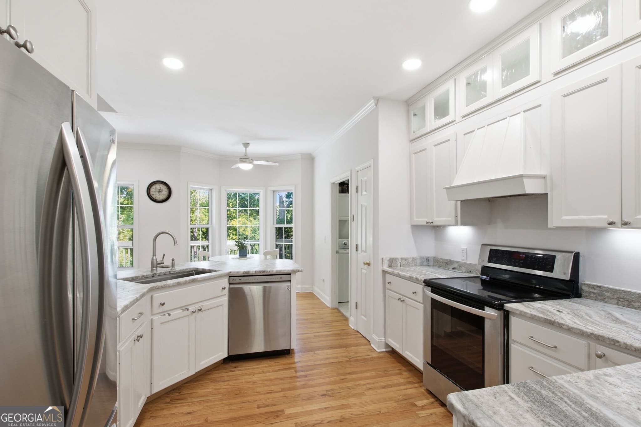 3 bedroom, 3.5 bathroom, 2,818 sq ft single family residence for sale at 327 Kissimmee Trail, Cornelia, GA 30531 — photo 8
