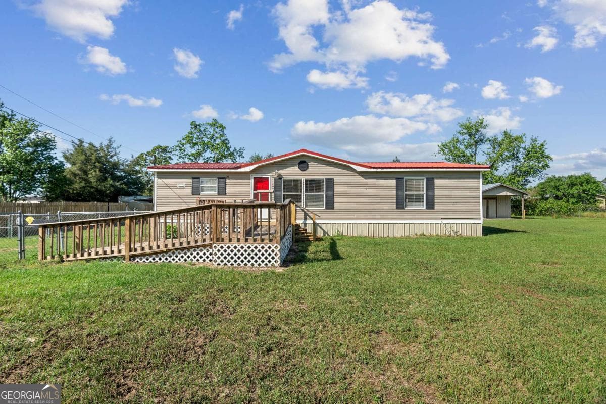 3 bedroom, 2 bathroom, 1,624 sq ft manufactured home,mobile home sold at 6603 Christie Circle, Blackshear, GA 31516