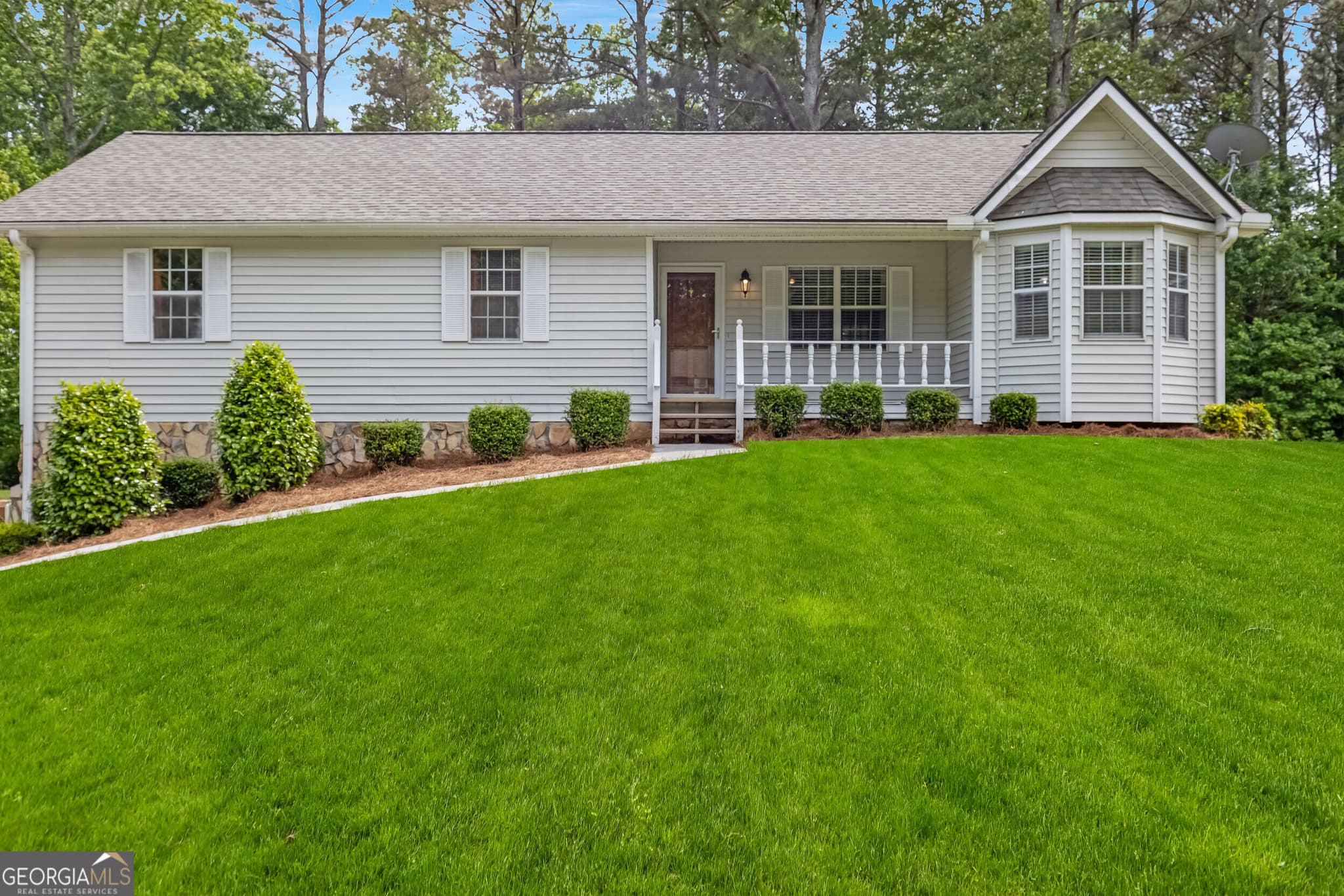 3 bedroom, 2 bathroom, 1,428 sq ft single family residence sold at 1495 Heritage Way, Acworth, GA 30102