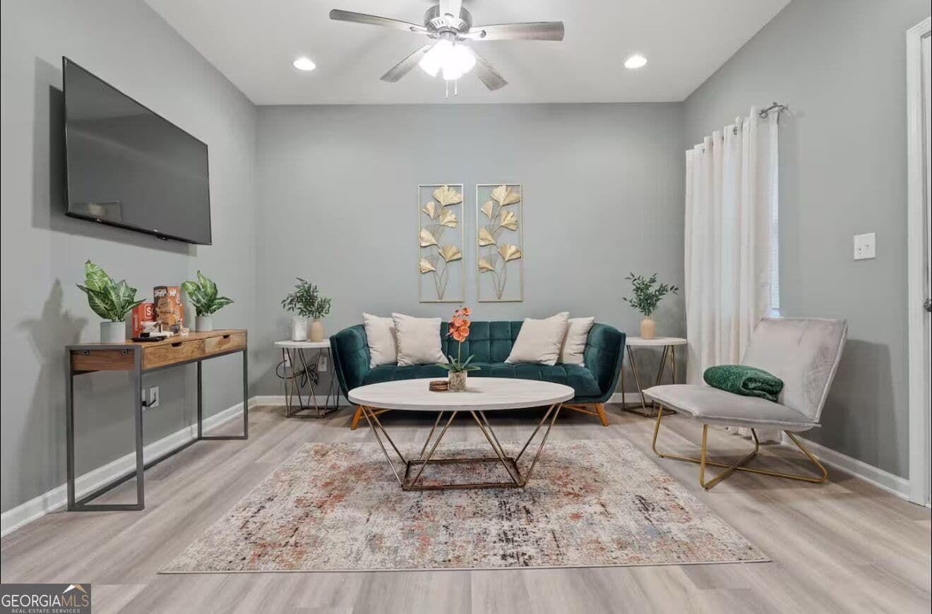 3 bedroom, 2 bathroom, 1,212 sq ft apartment for rent at 1891 TREMONT Drive #2, Atlanta, GA 30314 for $2,650 a month — photo 2