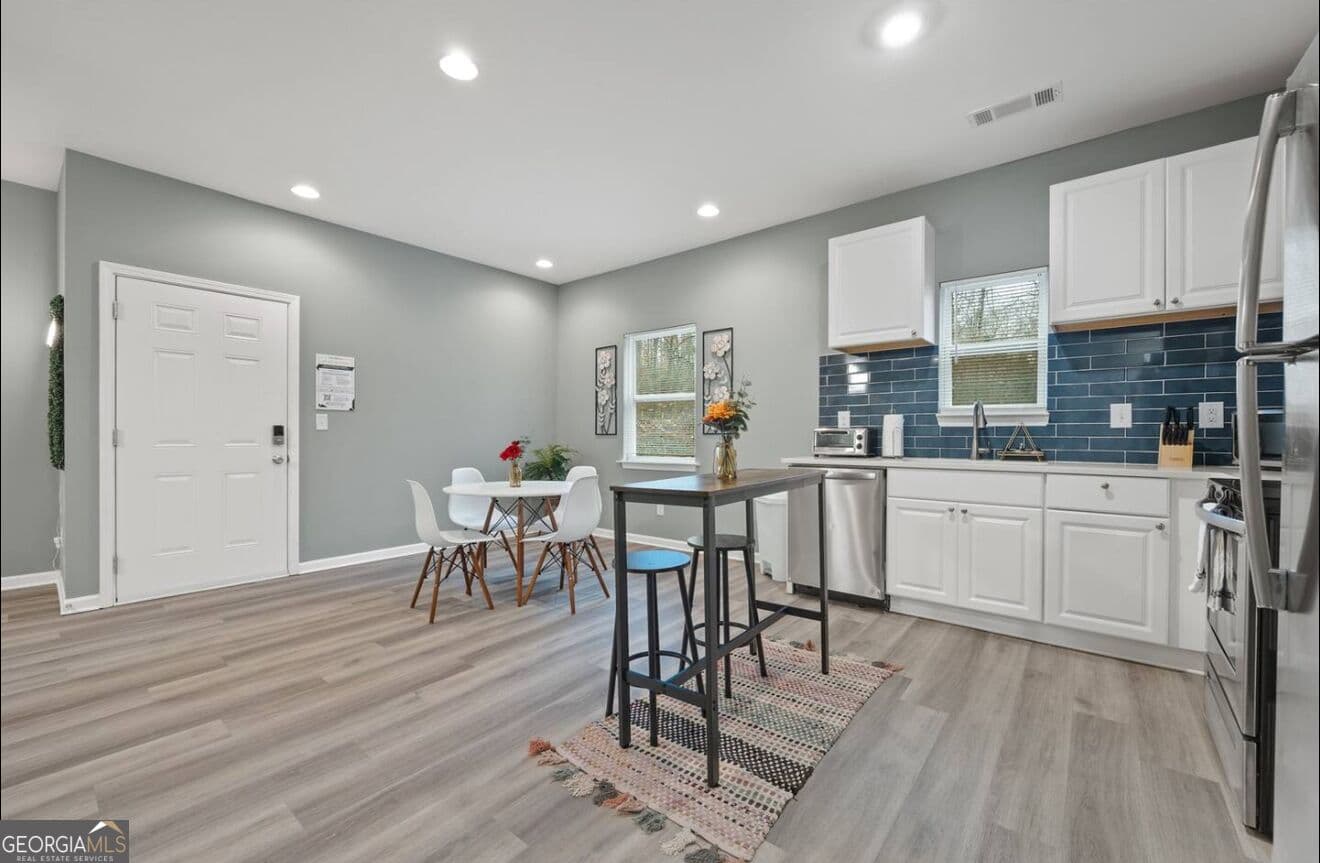3 bedroom, 2 bathroom, 1,212 sq ft apartment for rent at 1891 TREMONT Drive #2, Atlanta, GA 30314 for $2,650 a month — photo 5