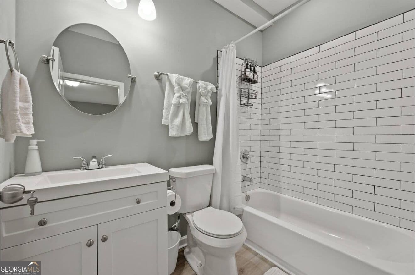 3 bedroom, 2 bathroom, 1,212 sq ft apartment for rent at 1891 TREMONT Drive #2, Atlanta, GA 30314 for $2,650 a month — photo 9