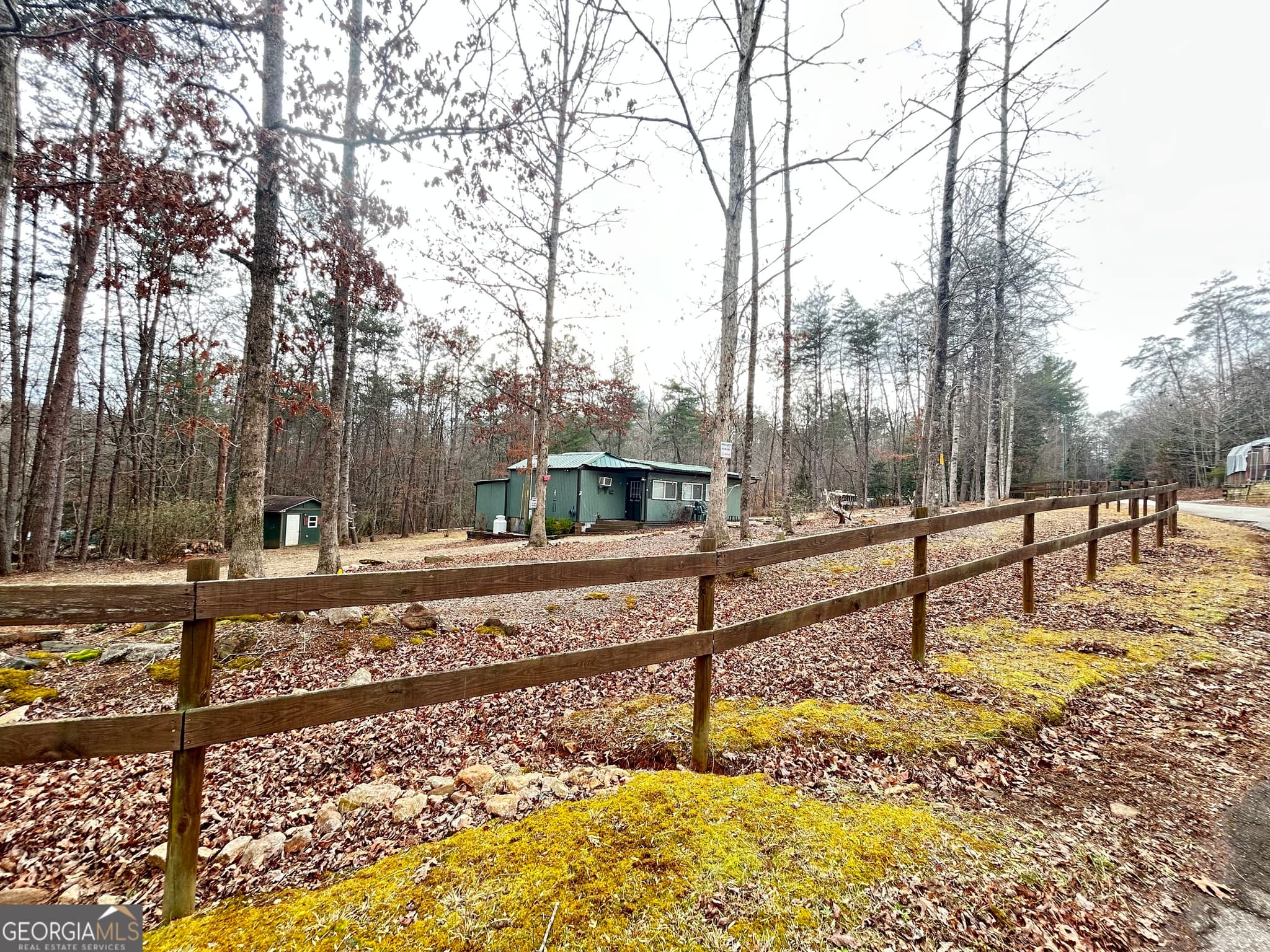 2 bedroom, 1 bathroom single family residence for sale at 6 Grove Lane, Cleveland, GA 30528 — photo 3