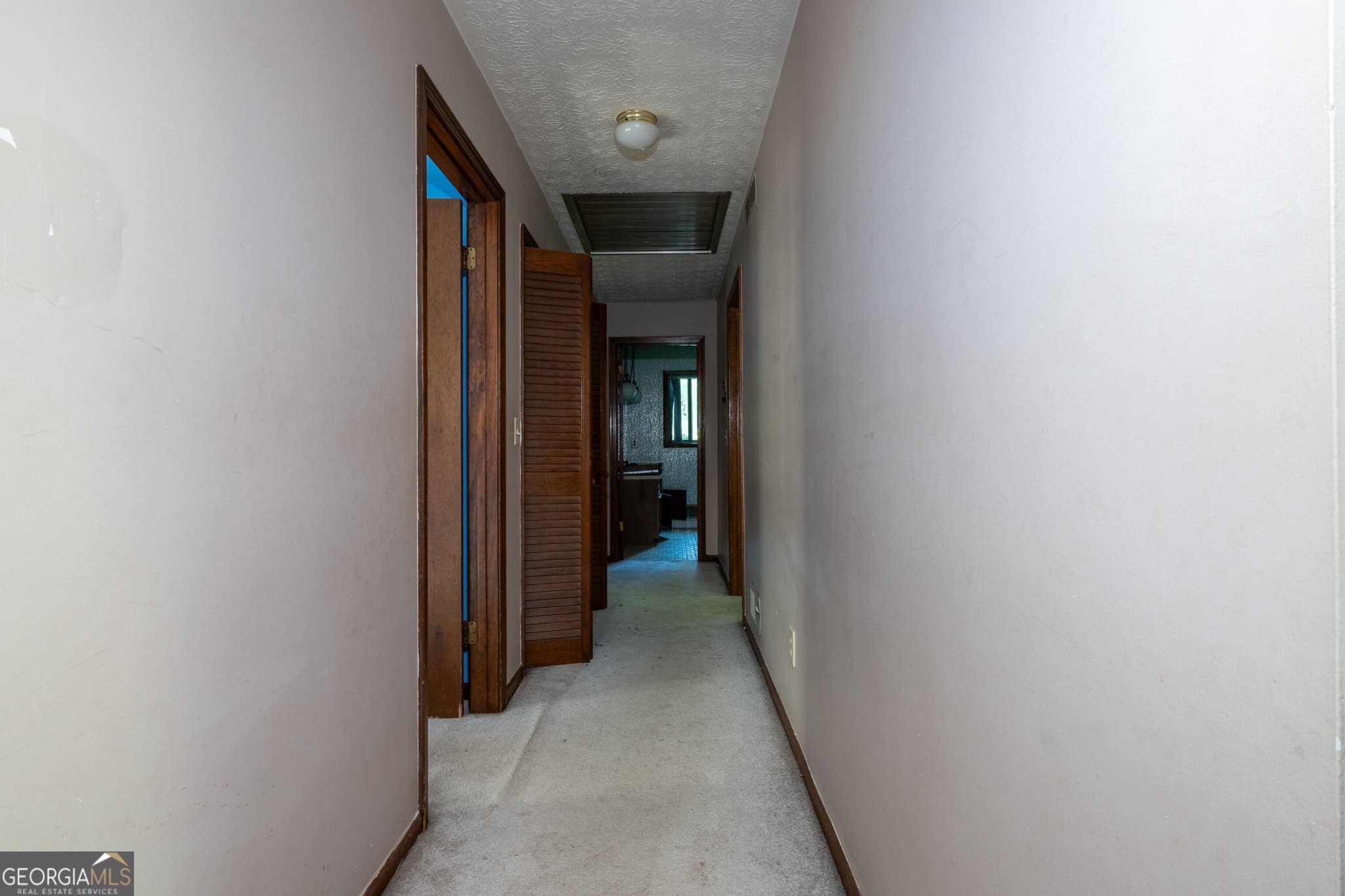4 bedroom, 3 bathroom, 2,500 sq ft single family residence for sale at 1100 Pine Grove Pointe Drive, Roswell, GA 30075 — photo 10