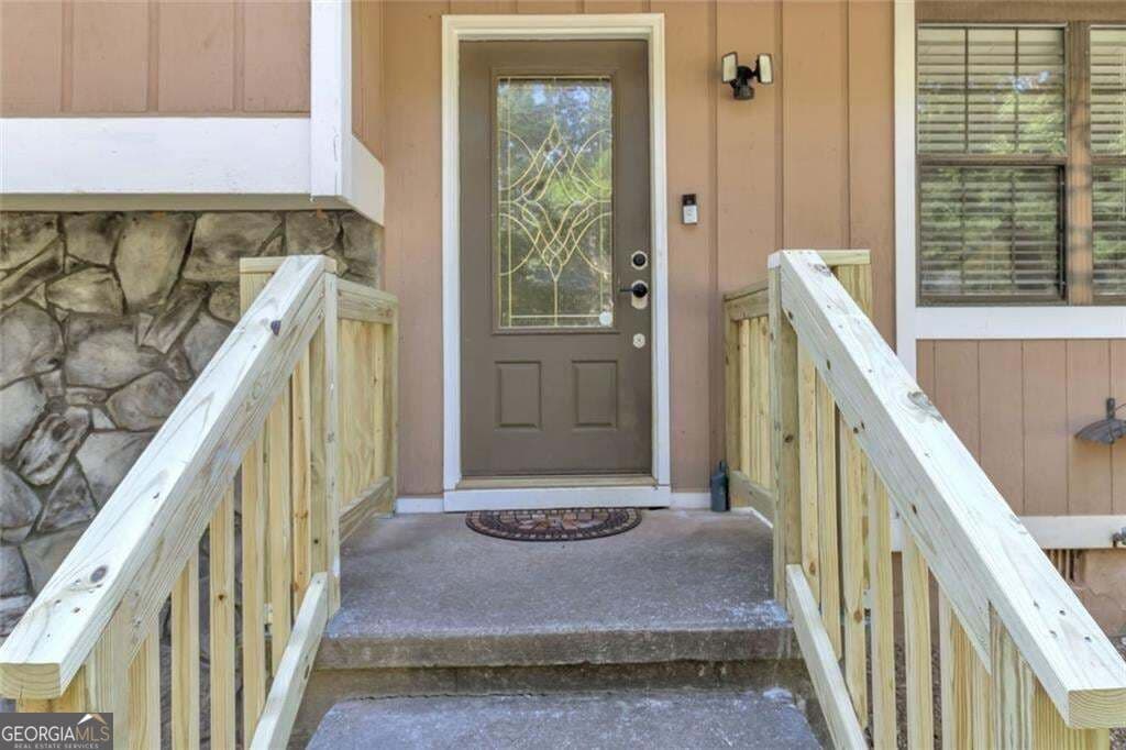 4 bedroom, 3 bathroom single family residence for sale at 631 Brighton Drive, Lawrenceville, GA 30043 — photo 8