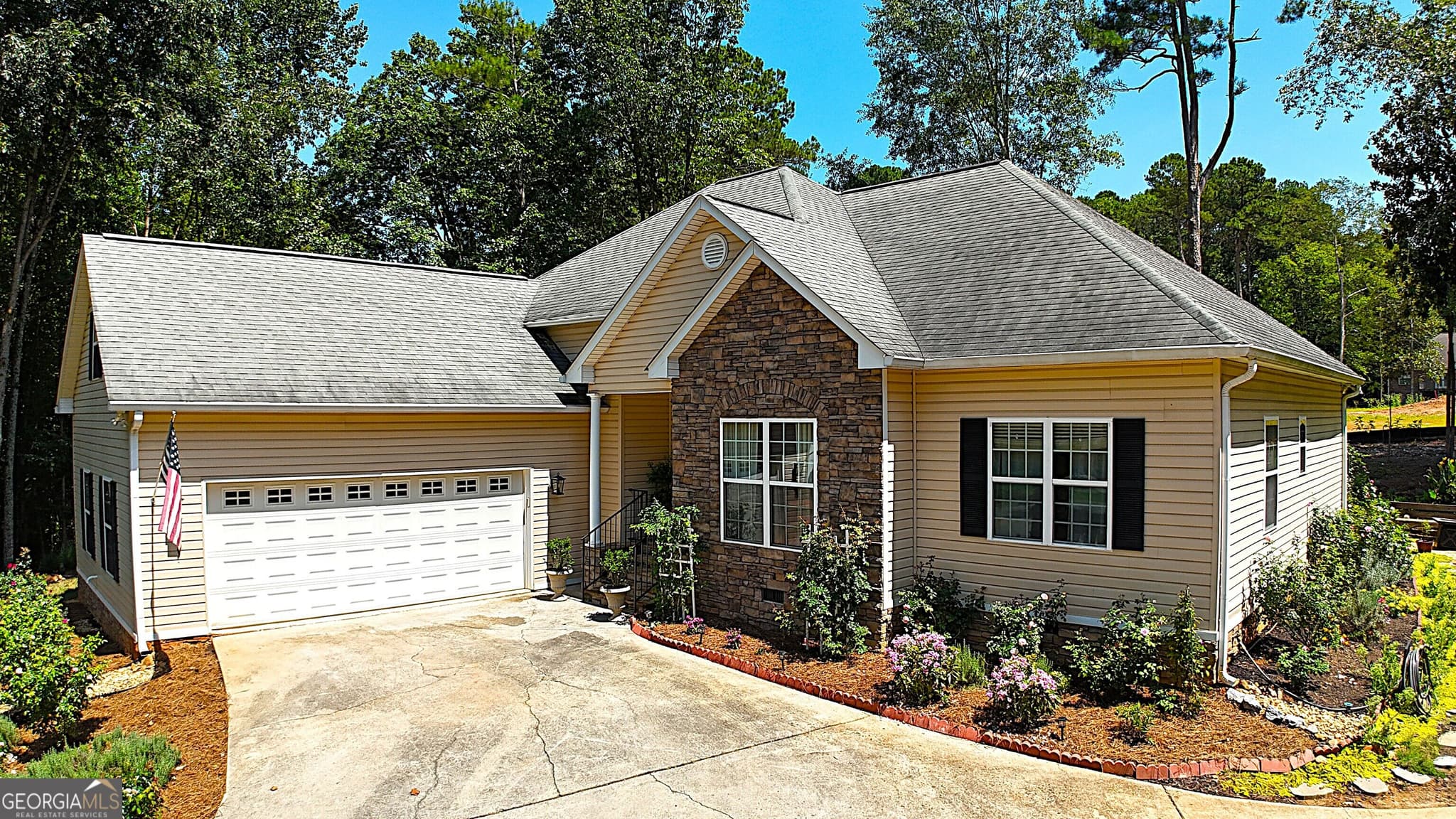 3 bedroom, 3 bathroom, 2,268 sq ft single family residence for sale at 103 Meadowbrook Lane, Bremen, GA 30110 — photo 5