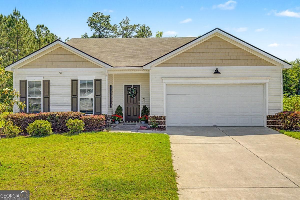 3 bedroom, 2 bathroom, 2,074 sq ft single family residence sold at 131 Crystal Lake Drive, Savannah, GA 31407