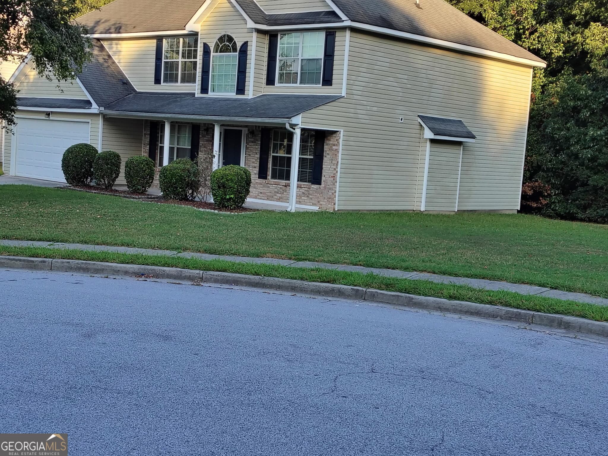 4 bedroom, 3 bathroom, 2,792 sq ft single family residence for rent at 156 Shadowhill Lane, Loganville, GA 30052 for $2,300 a month — photo 1 of 1